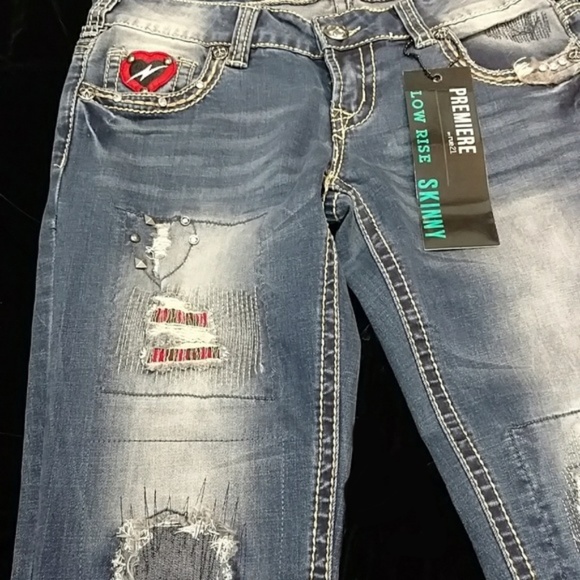 Distressed skinny jeans NWT - Picture 6 of 8